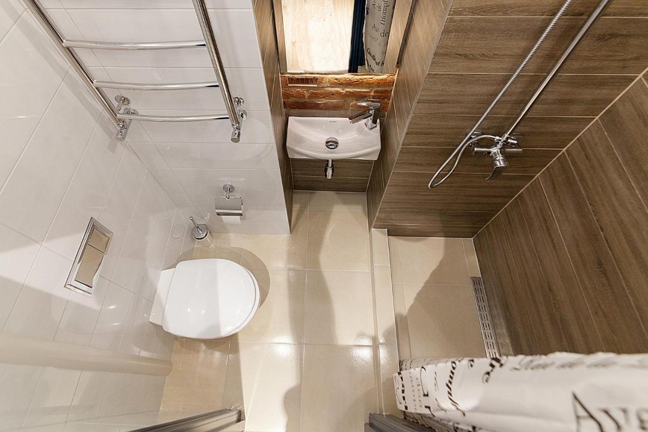 Leogrand Three Bedrooms Vip Apartments On Kniazia Romana 12 Lemberg Exterior foto