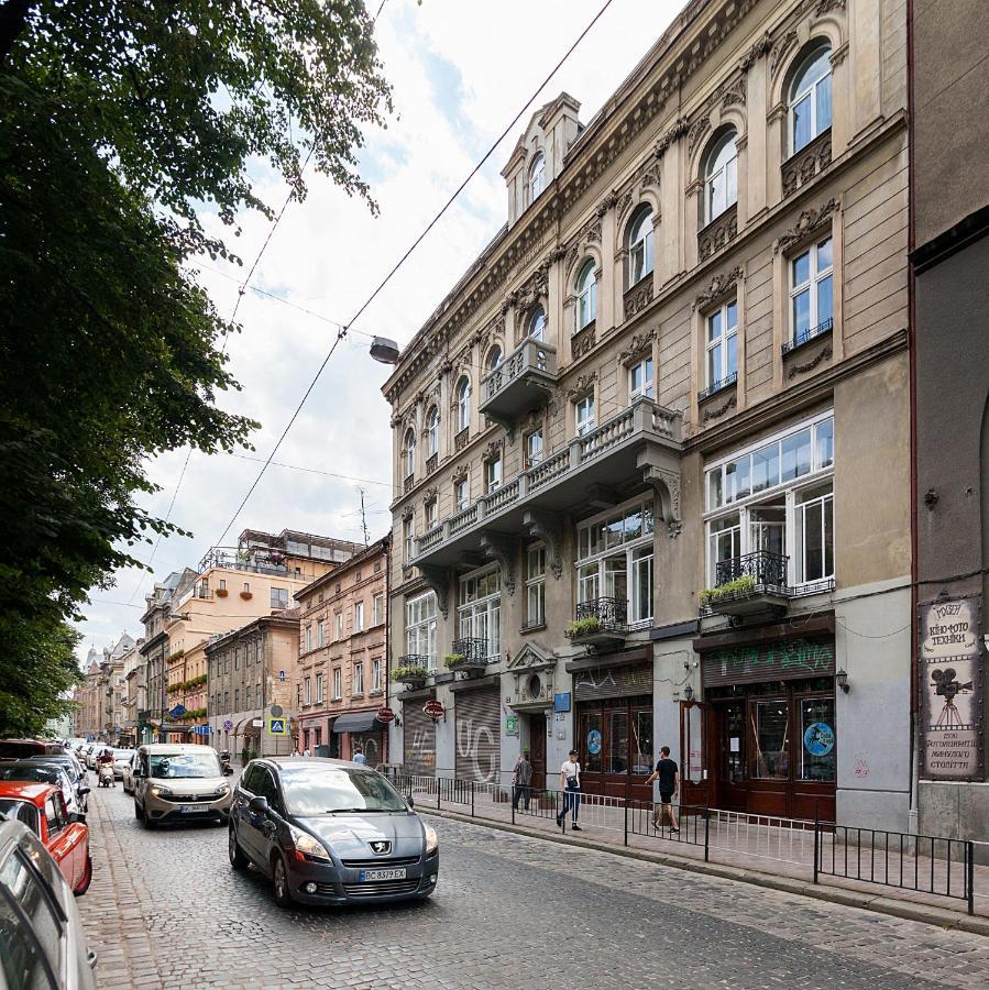 Leogrand Three Bedrooms Vip Apartments On Kniazia Romana 12 Lemberg Exterior foto