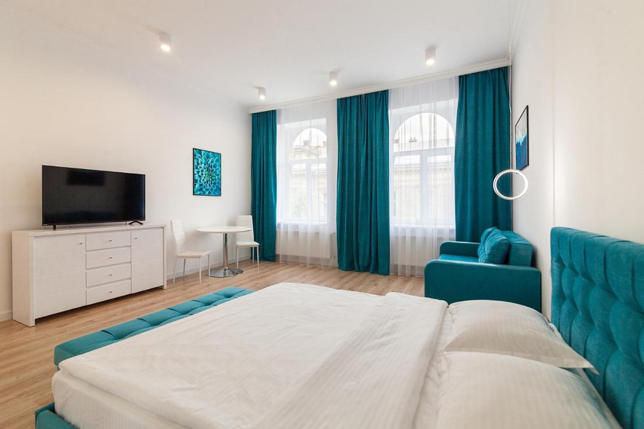 Leogrand Three Bedrooms Vip Apartments On Kniazia Romana 12 Lemberg Exterior foto